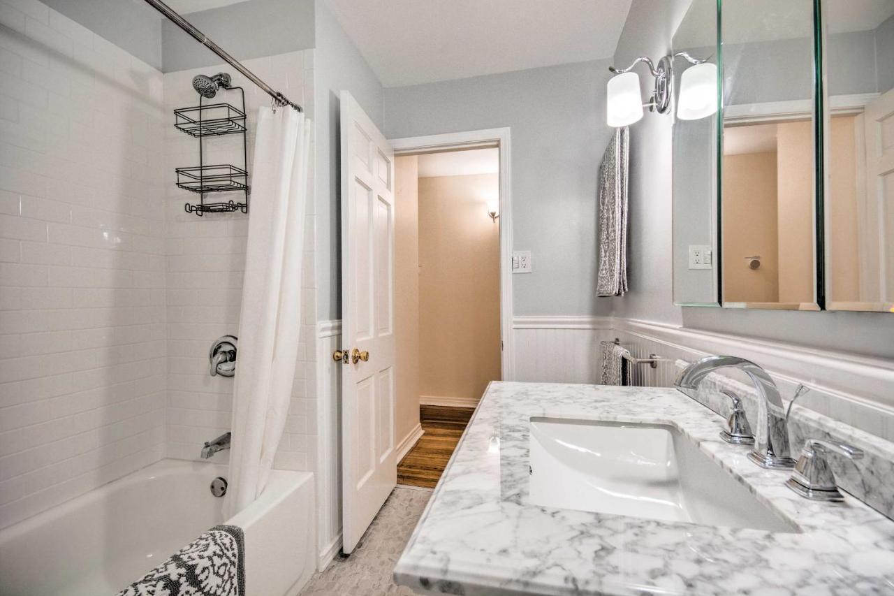 Newly Renovated Little Rock Escape With Yard! Villa Exterior photo